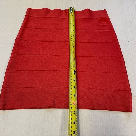 BEBE coral pink bandage mini skirt size medium - Picture 3 of 5